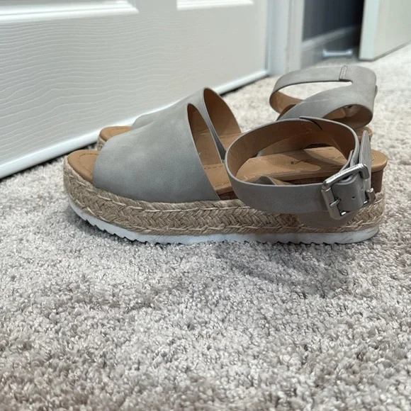 Gray Espadrille Wedge Sandals by Soda - Picture 4 of 7